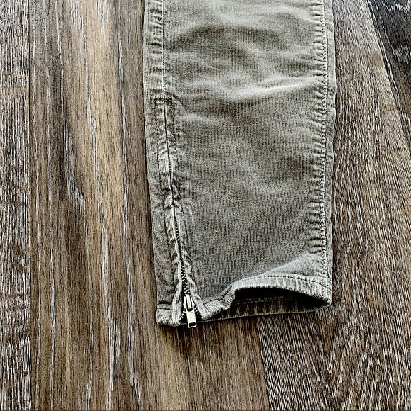 Ann Taylor LOFT Modern skinny ankle corduroy pant, light gray, size 27/4 - Picture 4 of 5